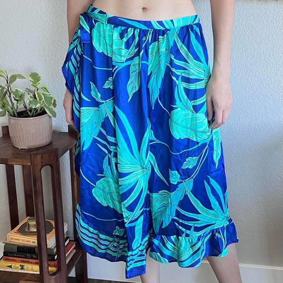 VTG 70S BLUE & GREEN FLORAL RUFFLE WRAP SKIRT W/ SLIT - Picture 2 of 7
